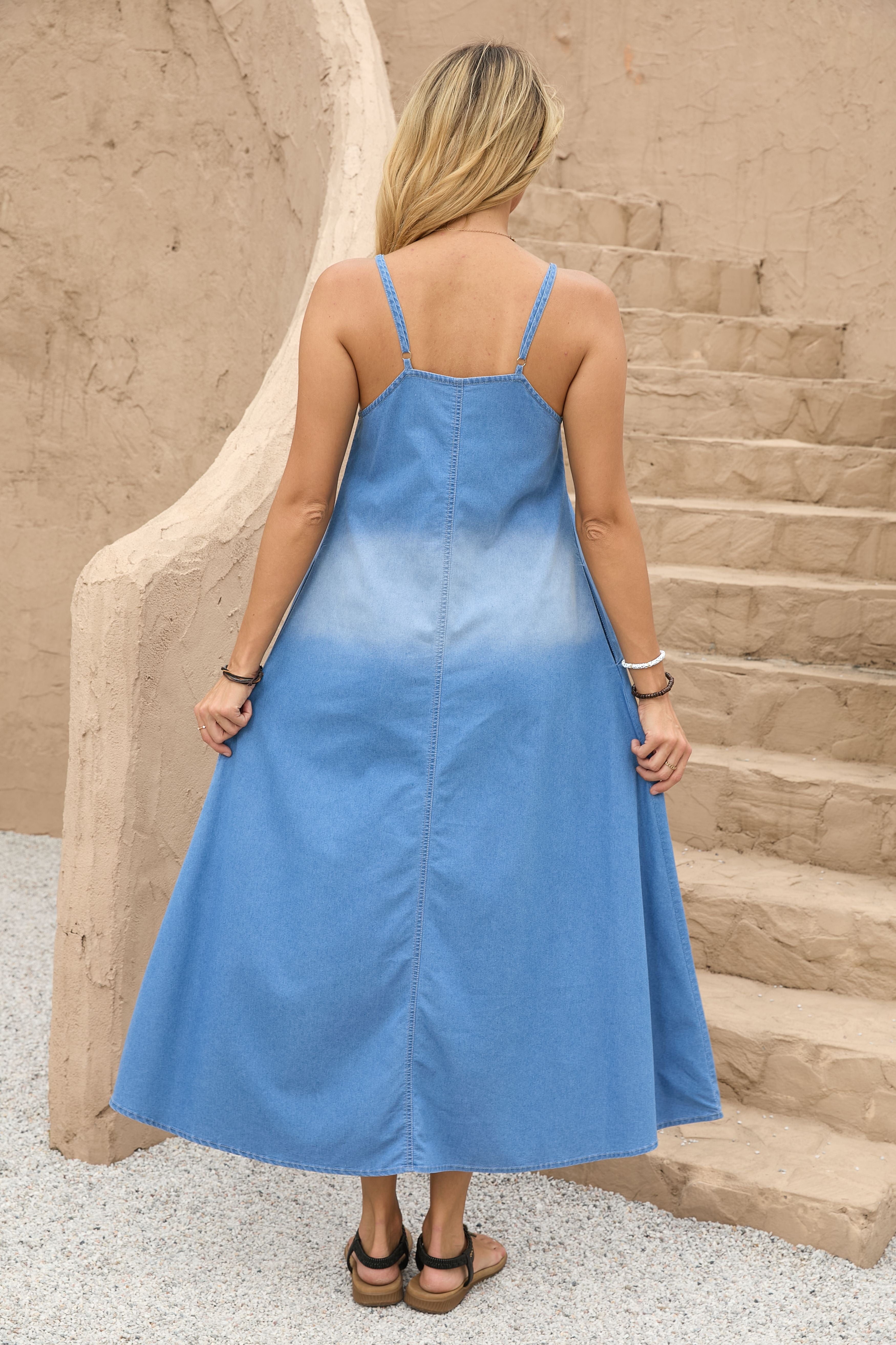 Ladies Denim Washed Dress, Suspender, Long Dress,  Comfortable and Breathable,Suitable for Leisure Vacations and Banquets